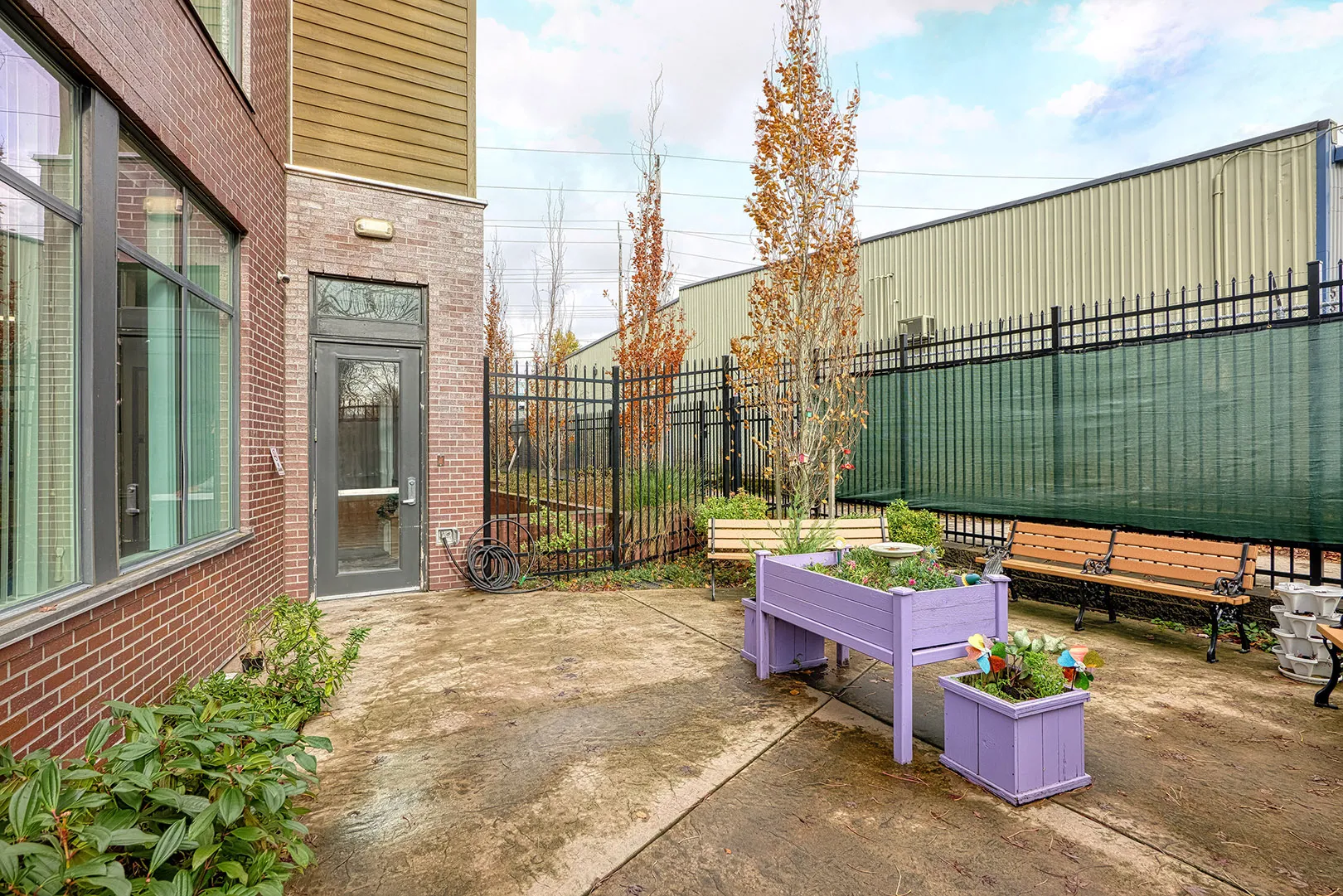 A graden with seating A graden with seating